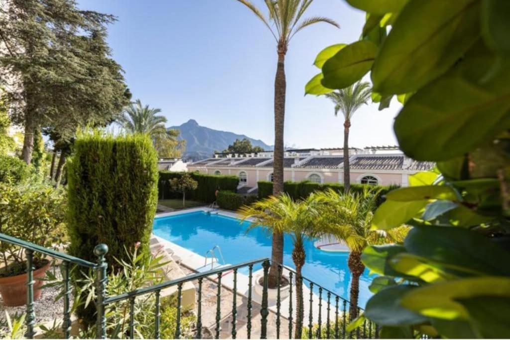 Aloha Gardens In Puerto Banus Appartement Marbella Buitenkant foto