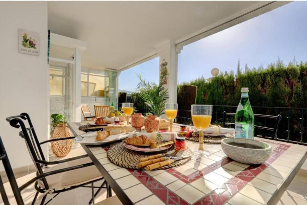 Aloha Gardens In Puerto Banus Appartement Marbella Buitenkant foto